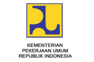 Kementerian PU menyiapkan Rp 4 triliun untuk membangun flyover dan underpass di 130 perlintasan sebidang kereta api yang belum direvitalisasi.