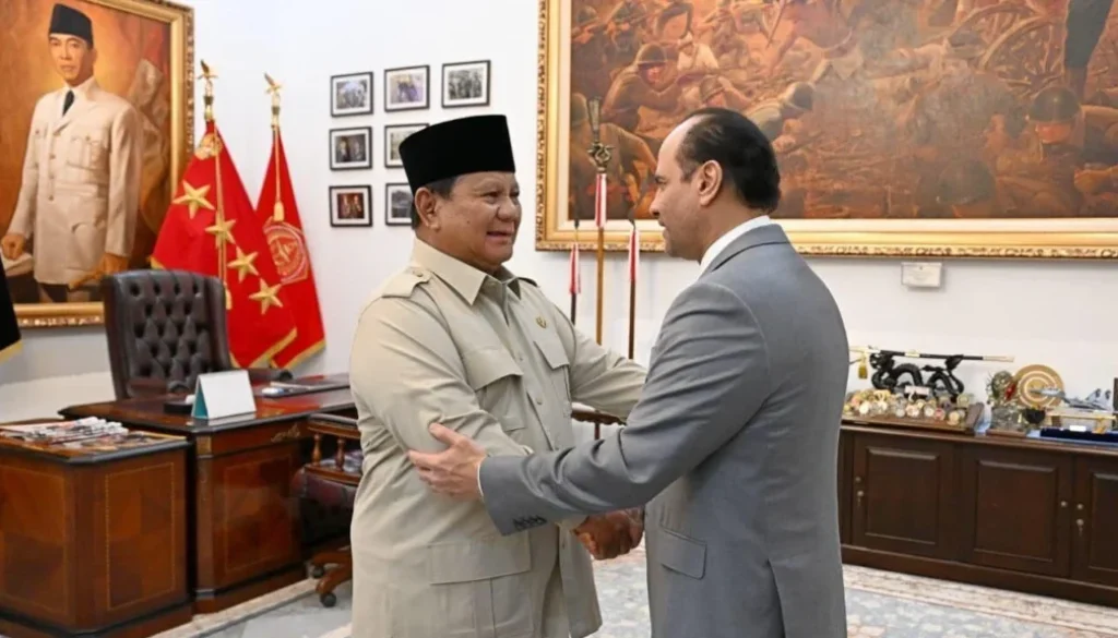 Presiden Prabowo menerima utusan khusus Emir Qatar di Istana Merdeka. Pertemuan membahas penguatan hubungan bilateral dan kerja sama strategis.
