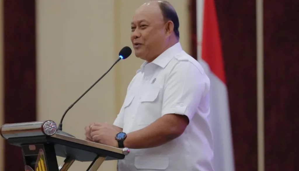 Mensesneg Prasetyo Hadi mengungkap audit internal BGN terkait dugaan jual beli titik dapur MBG. Pergantian pimpinan disebut bagian evaluasi.
