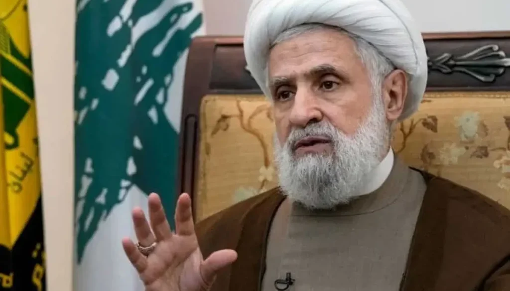 Pemimpin Hizbullah Naim Qassem menolak gencatan senjata Israel-Lebanon dan menyebutnya sebagai bentuk menyerah yang mengancam rakyat Lebanon.