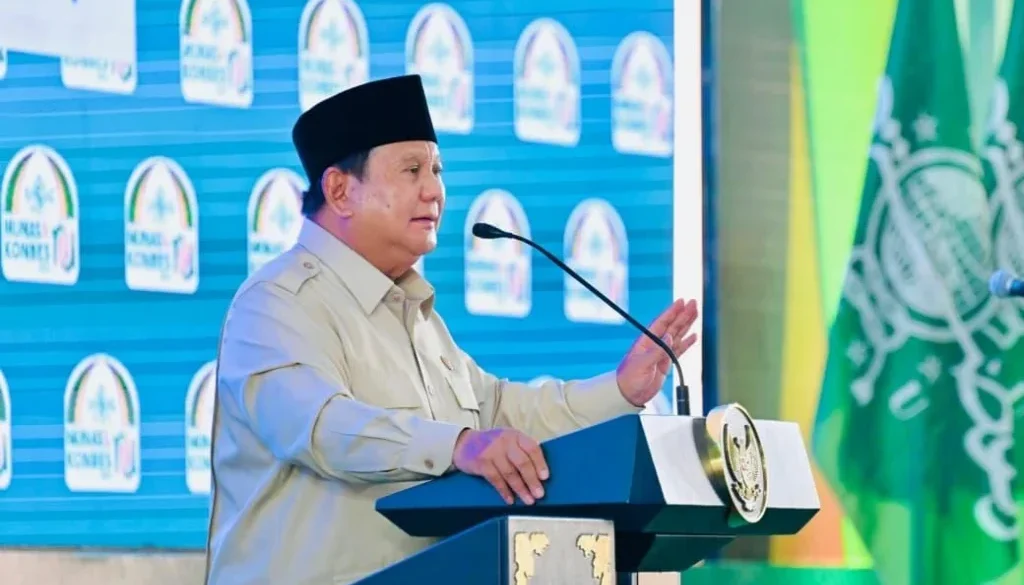 Prabowo Subianto menyatakan seluruh usulan masyarakat, termasuk aduan melalui TikTok dari desa, akan diperhatikan dan ditindaklanjuti pemerintah.