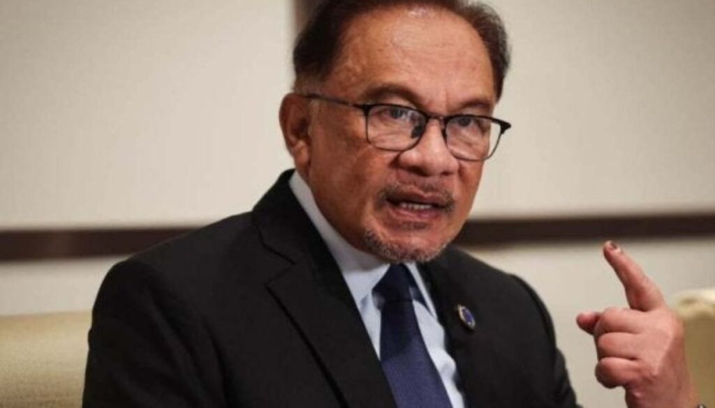 Perdana Menteri Malaysia Anwar Ibrahim mengungkap Rusia menjamin pasokan minyak, gas, dan diesel Malaysia tetap aman selama 20 tahun ke depan.