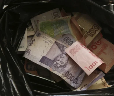 Media Malaysia menyoroti pelemahan rupiah setelah Wamenpar Ni Luh Puspa menyebut kondisi tersebut berpotensi meningkatkan kunjungan wisatawan asing ke RI.