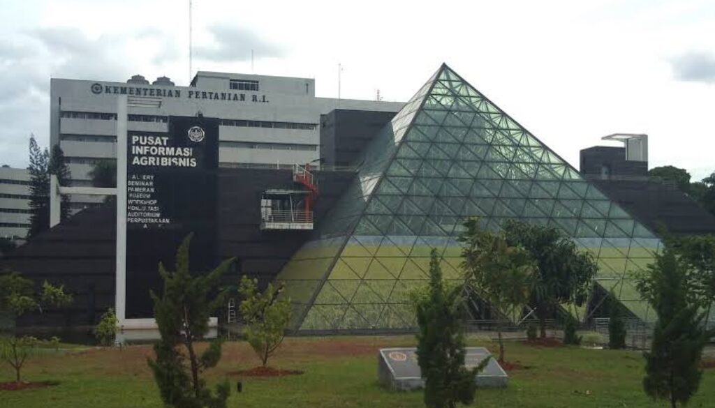 Kementan mengajak petani mengikuti AUTP untuk menghadapi El Nino. Premi hanya Rp36 ribu per hektare per musim dengan potensi klaim hingga Rp6 juta.