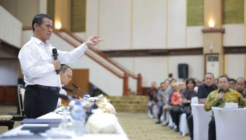 Amran Ajak Pemuda Gebuk Mafia Beras, Kerugian Rp98 T