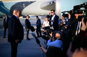 Trump Ungkap Pesawat Rahasianya Lebih Berisiko Diserang