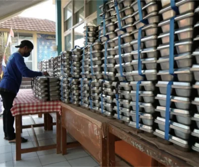 BGN Ingatkan Makanan MBG Tak Layak Jangan Dikonsumsi