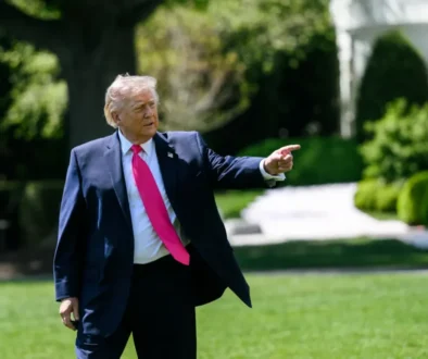 Trump Klaim Selat Hormuz Milik AS, Iran Balik Berang