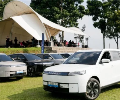Jaecoo J5 memimpin penjualan mobil listrik Indonesia hingga Agustus 2026 dengan 23.359 unit, menggeser BYD Atto 1 dari posisi teratas.