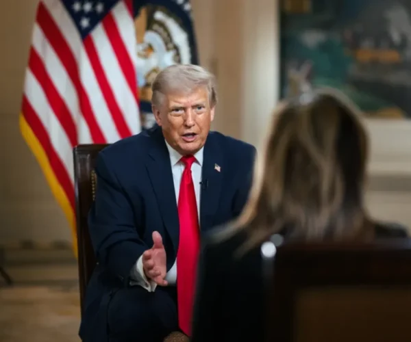 Trump Blokir 3 Media dari Gedung Putih, Apa Alasannya?