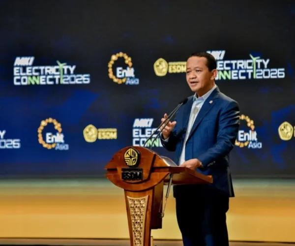 Bahlil Minta Warga Mampu Tak Pakai BBM Subsidi
