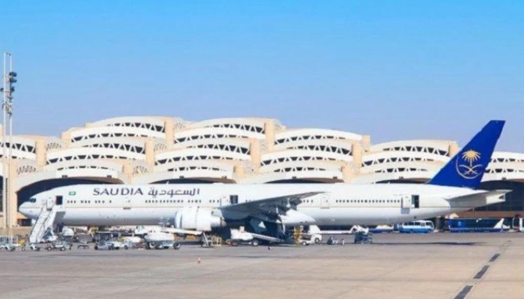 Bandara Riyadh Kembali Diserang, 1 Orang Tewas dan 11 Terluka