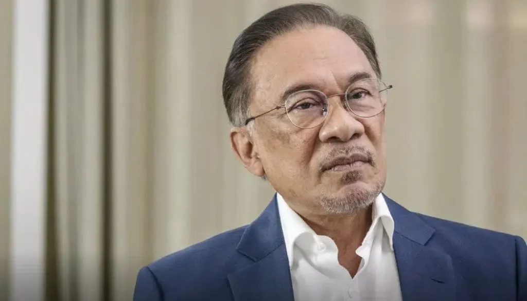 Anwar Ibrahim Tawarkan Bantuan Malaysia Atasi Karhutla RI