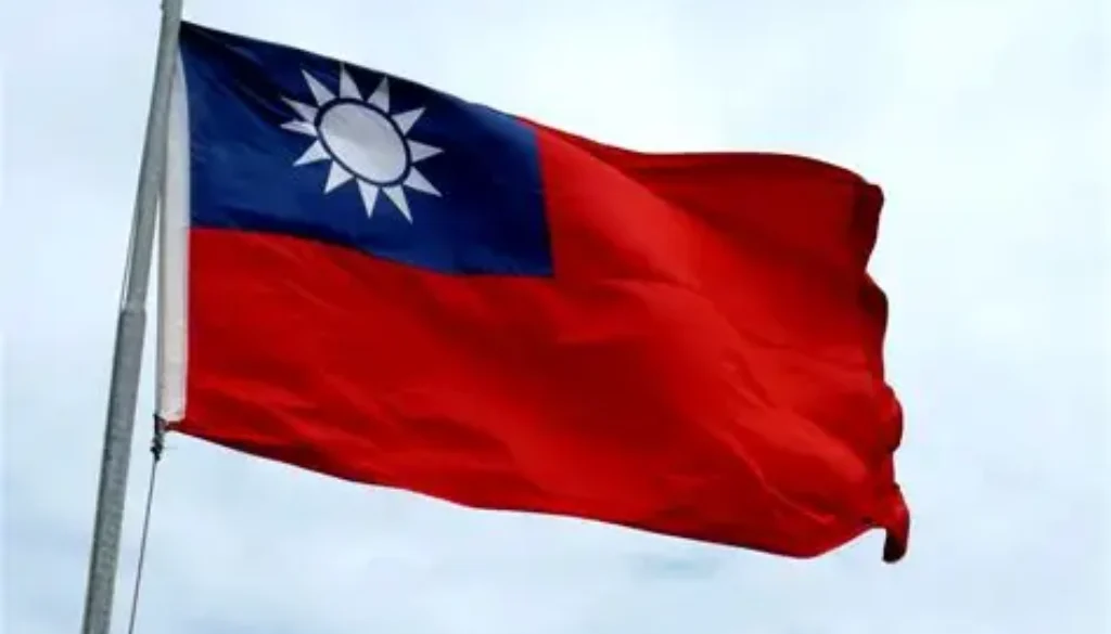 Topan Super Champi Ancam Taiwan, Ratusan Penerbangan Batal