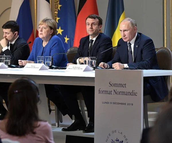 Zelensky Tantang Trump, Minta Gencatan Senjata 60 Hari